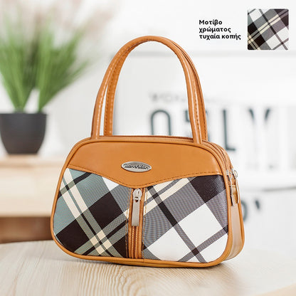 Μικρές τετράγωνες τσάντες κατάλληλες για μεσήλικες και ηλικιωμένες γυναίκες, όπως πορτοφόλια για κέρματα, θήκες για κλειδιά και θήκες για κινητά τηλέφωνα.